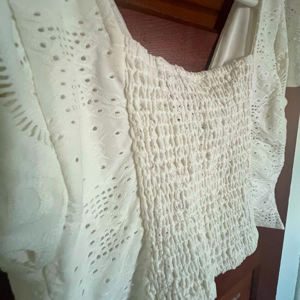 URBAN Romantics Crop Top - Picture 5 of 5